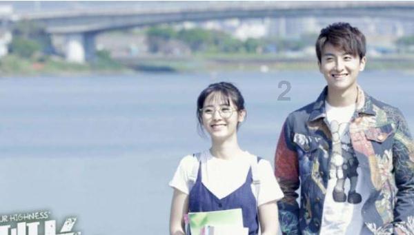 大妈鱼刺卡喉咙硬吞饭住进ICU，医生：鱼刺卡喉立即停止进食，连水都不要喝